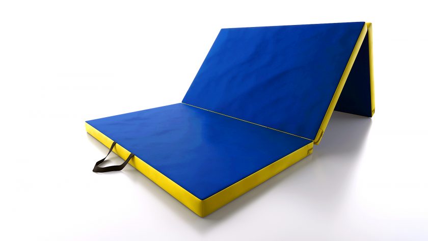 materac gimnastyczny składany do przedszkola niebiesko - żółty